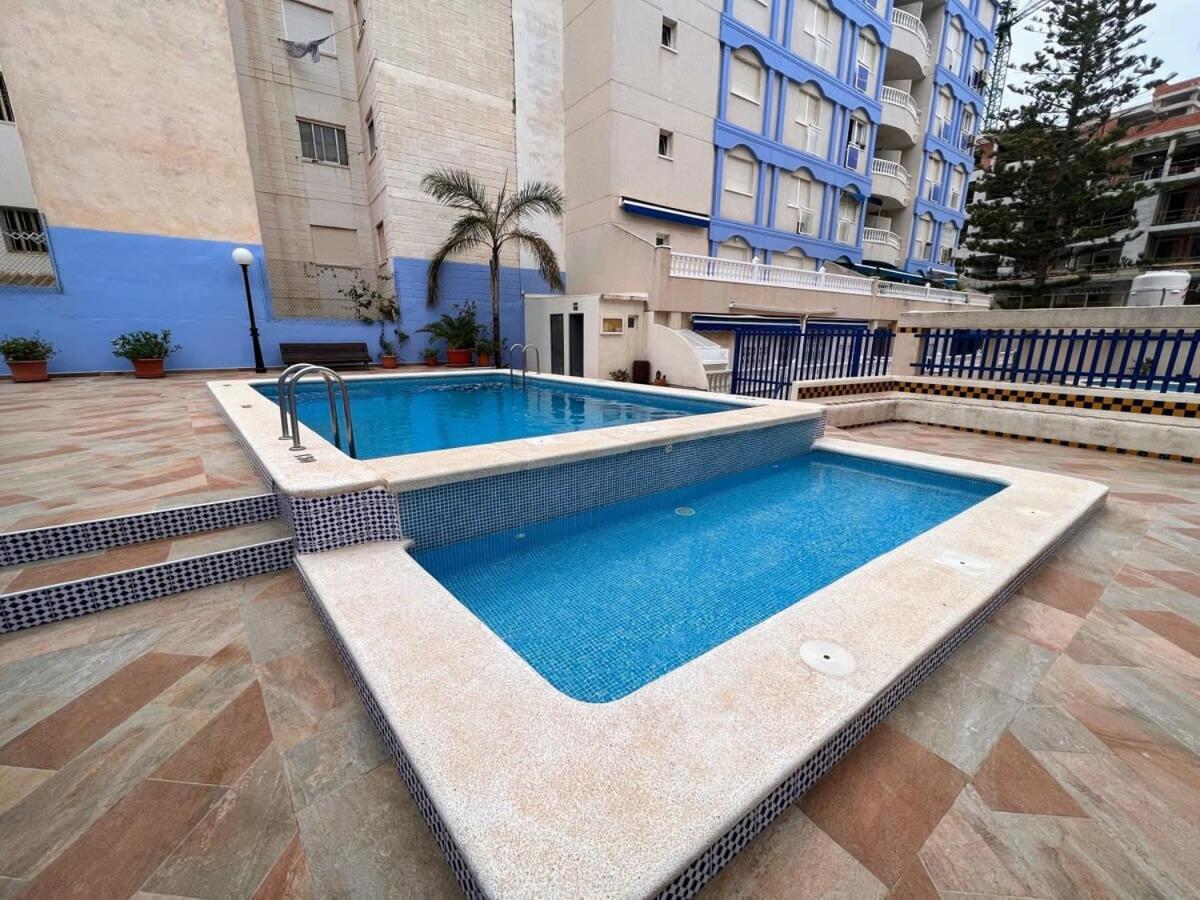 Welcoming Seafront Apartment Tv15 Torrevieja Kültér fotó